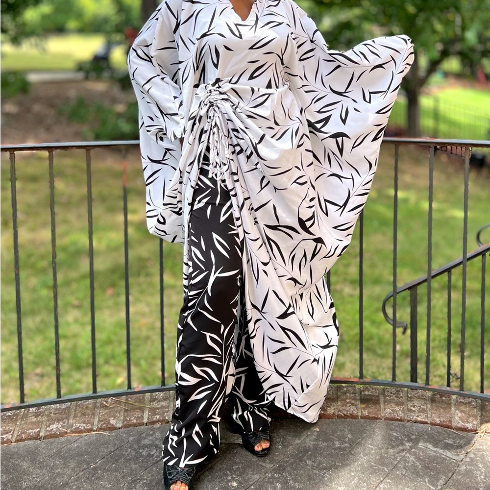 Elegant Black and White Handmade Leaf Print Ruched Two Piece Maxi Kaftan Set